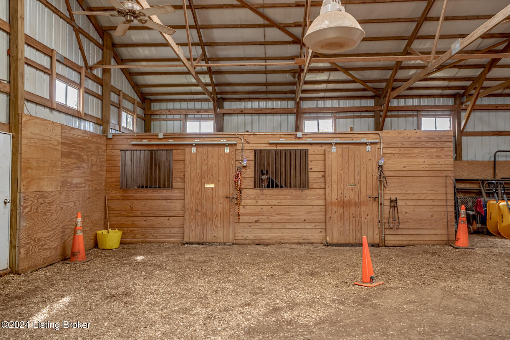 Louisville, Kentucky, 40229, United States, 2 Bedrooms Bedrooms, ,1 BathroomBathrooms,Residential,Active,1964291