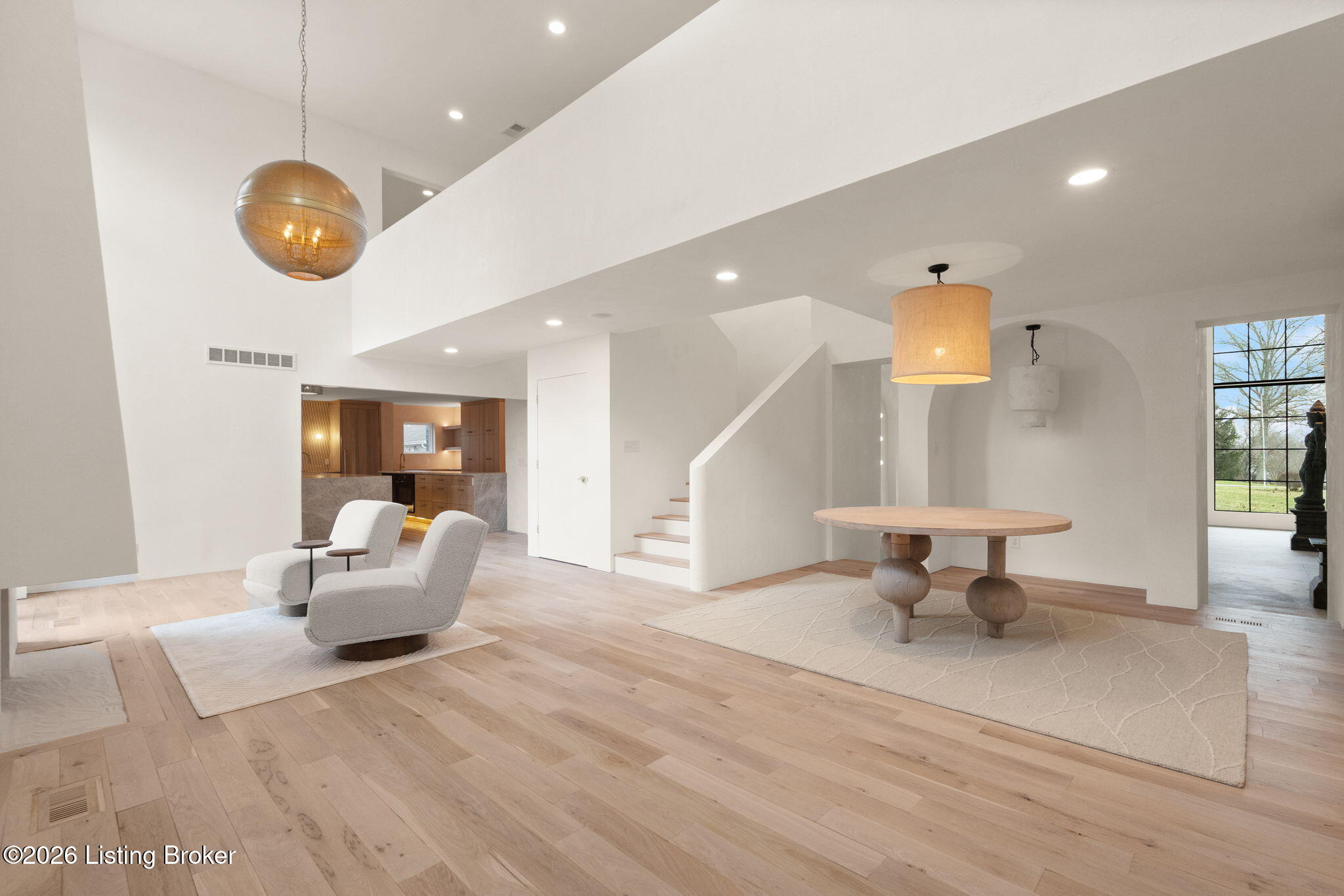 Shelbyville, Kentucky, 40065, United States, 5 Bedrooms Bedrooms, ,5 BathroomsBathrooms,Residential,Active,2007617