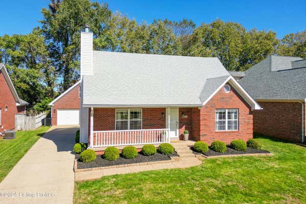 7801 RIDGEHURST PL, LOUISVILLE, KY 40299 - Image 1