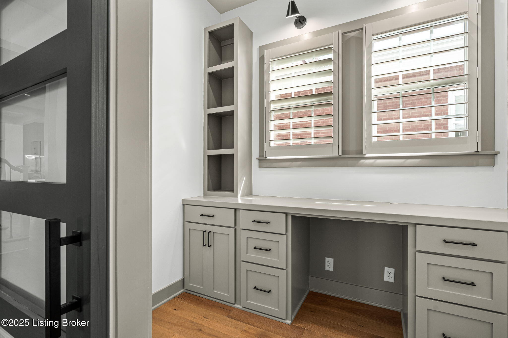 Prospect, Kentucky, 40059, United States, 6 Bedrooms Bedrooms, ,5 BathroomsBathrooms,Residential,Active,1926893