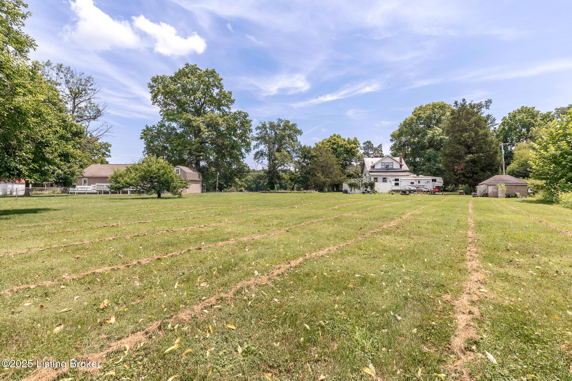 Louisville, Kentucky, 40222, United States, ,2 BathroomsBathrooms,Residential,Active,1888490