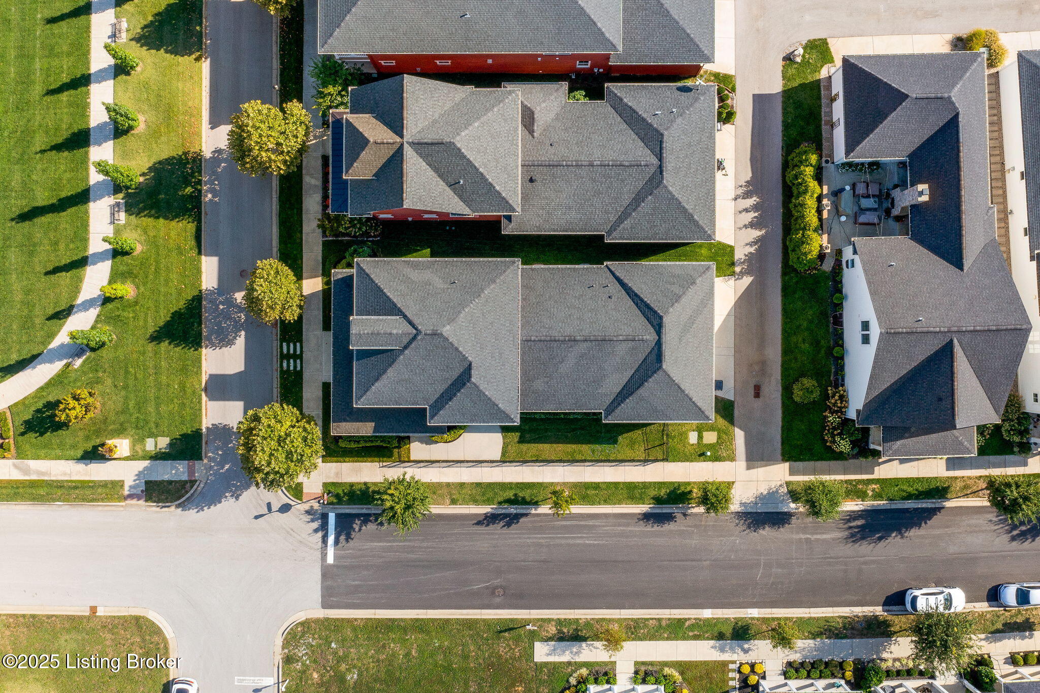 Prospect, Kentucky, 40059, United States, 6 Bedrooms Bedrooms, ,5 BathroomsBathrooms,Residential,Active,1926893