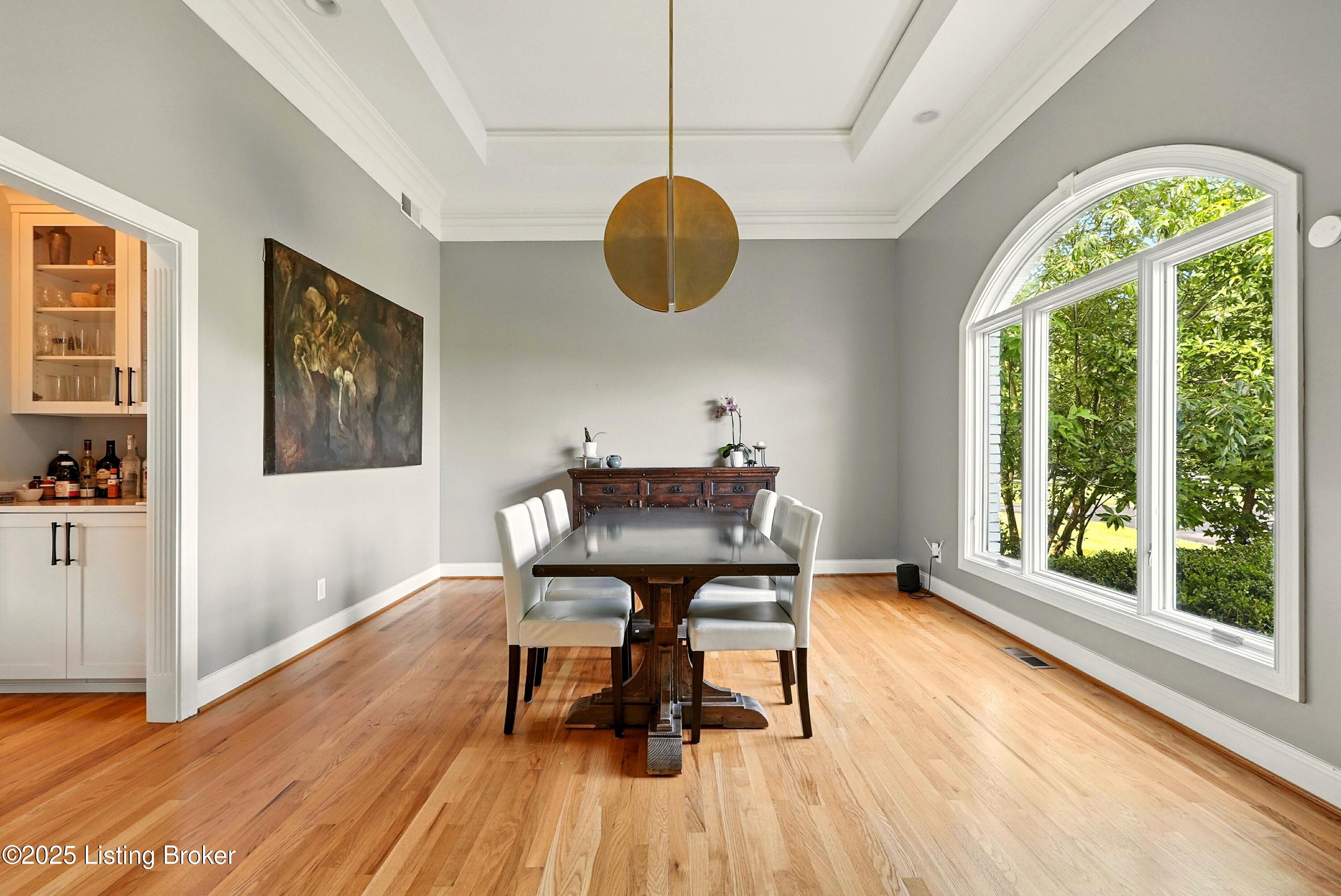 Louisville, Kentucky, 40223, United States, 5 Bedrooms Bedrooms, ,5 BathroomsBathrooms,Residential,Active,1968407