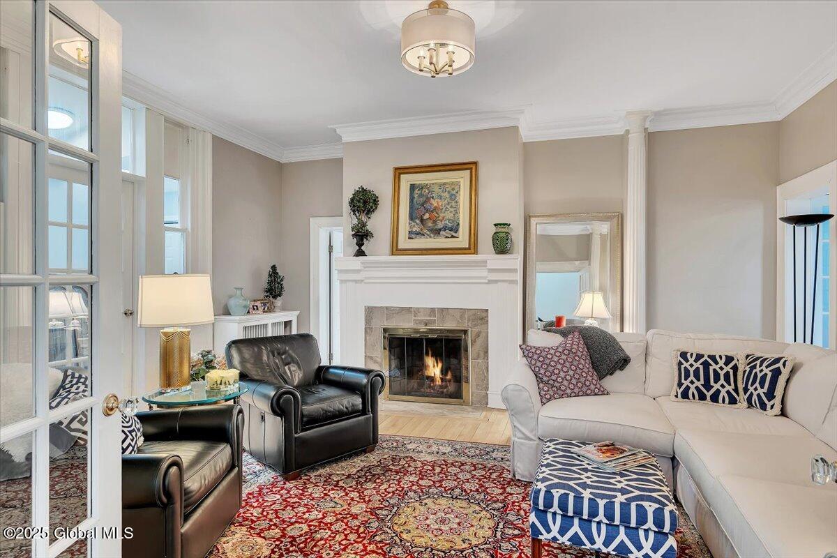 Newtonville, New York, 12110, United States, ,6 BathroomsBathrooms,Residential,Active,1798098