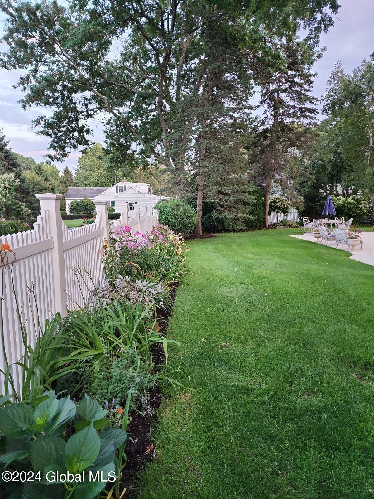 Newtonville, New York, 12110, United States, ,6 BathroomsBathrooms,Residential,Active,1798098