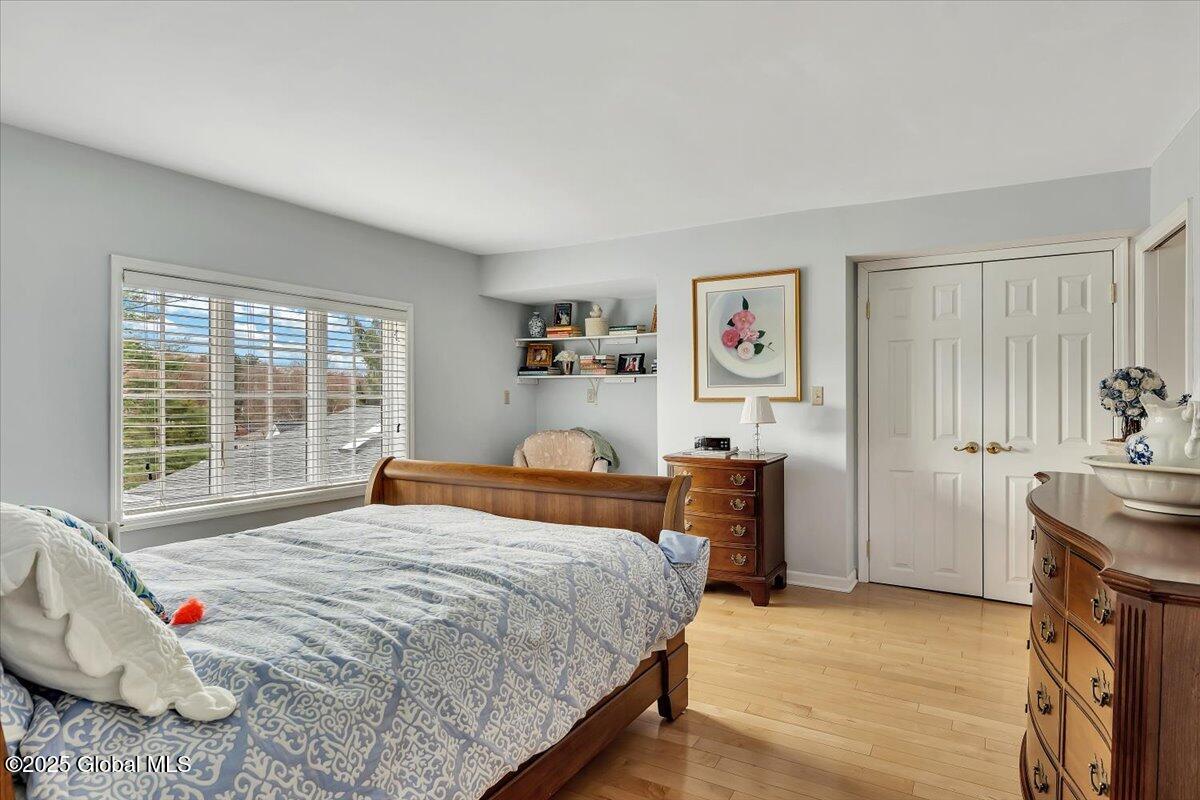 Newtonville, New York, 12110, United States, ,6 BathroomsBathrooms,Residential,Active,1798098