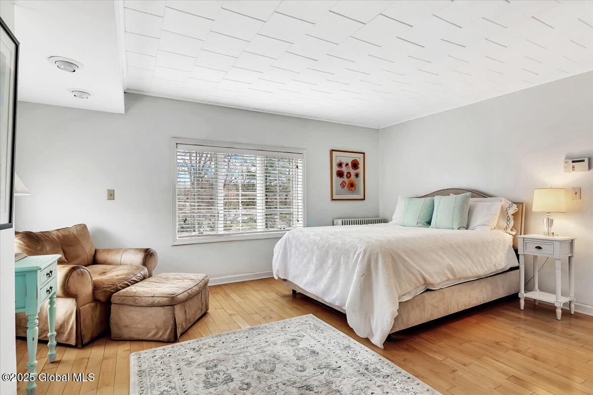 Newtonville, New York, 12110, United States, ,6 BathroomsBathrooms,Residential,Active,1798098