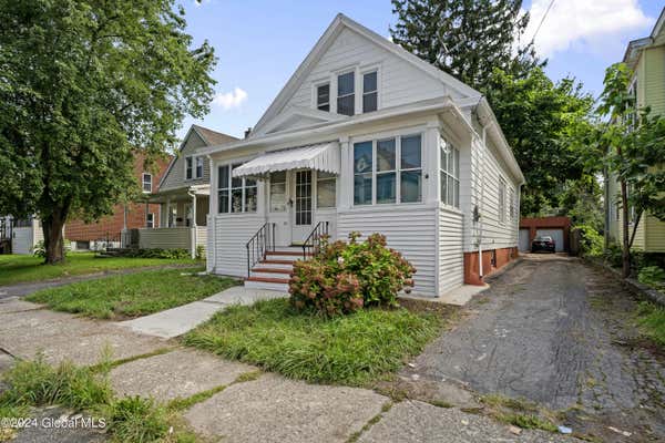 33 W VAN VECHTEN ST, ALBANY, NY 12209, photo 2 of 27