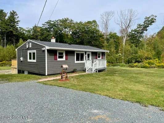 1374 STATE ROUTE 43, STEPHENTOWN, NY 12169, photo 4 of 31