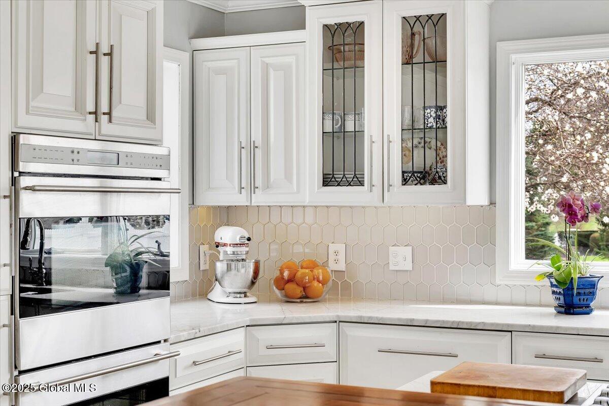 Newtonville, New York, 12110, United States, ,6 BathroomsBathrooms,Residential,Active,1798098