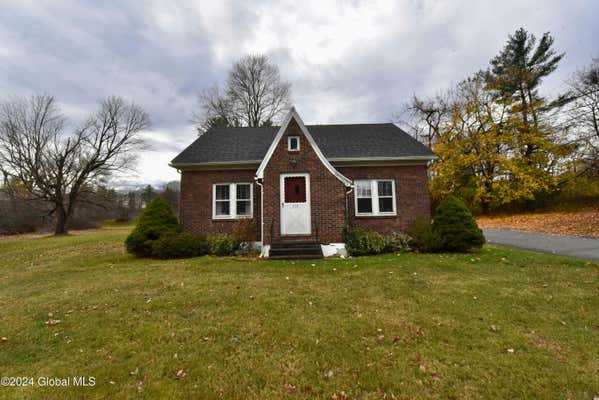 420 WHITEVIEW RD, WYNANTSKILL, NY 12198 - Image 1