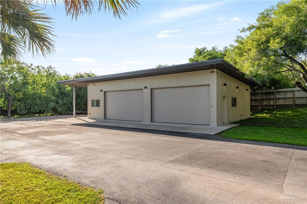 Harlingen, Texas, 78550, United States, 5 Bedrooms Bedrooms, ,6 BathroomsBathrooms,Residential,Active,1780425