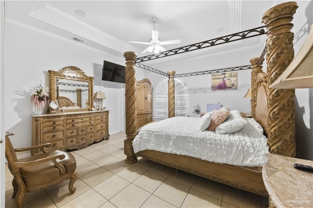 Mission, Texas, 78573, United States, 5 Bedrooms Bedrooms, ,6 BathroomsBathrooms,Residential,Active,1942394