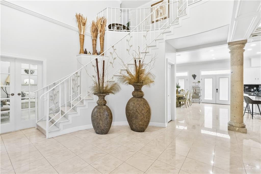 Mission, Texas, 78573, United States, 5 Bedrooms Bedrooms, ,6 BathroomsBathrooms,Residential,Active,1942394