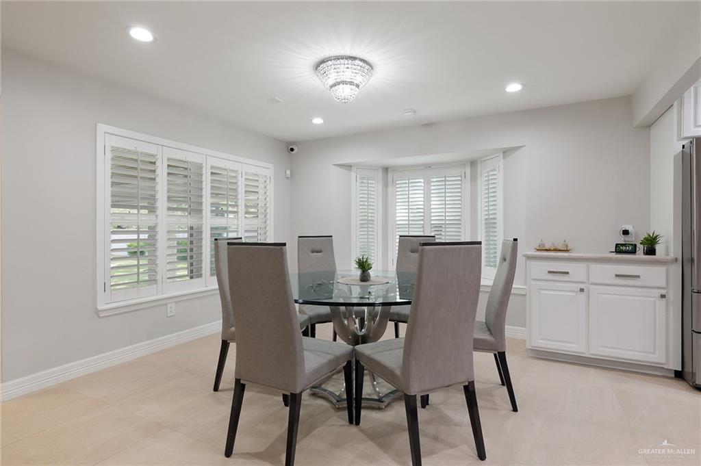 Mcallen, Texas, 78504, United States, 5 Bedrooms Bedrooms, ,5 BathroomsBathrooms,Residential,Active,1773198