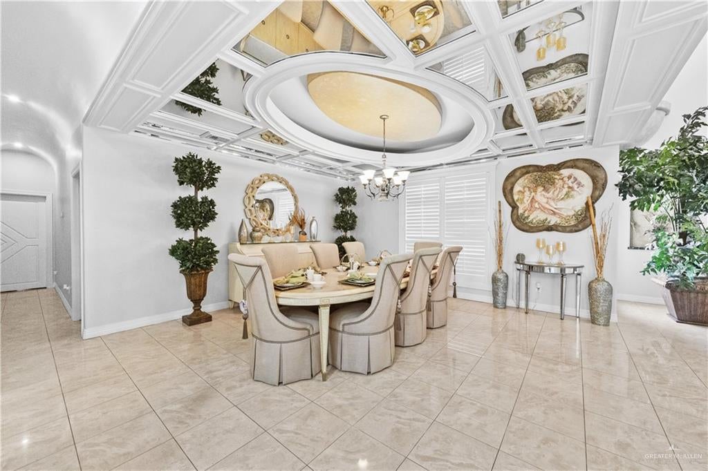 Mission, Texas, 78573, United States, 5 Bedrooms Bedrooms, ,6 BathroomsBathrooms,Residential,Active,1942394