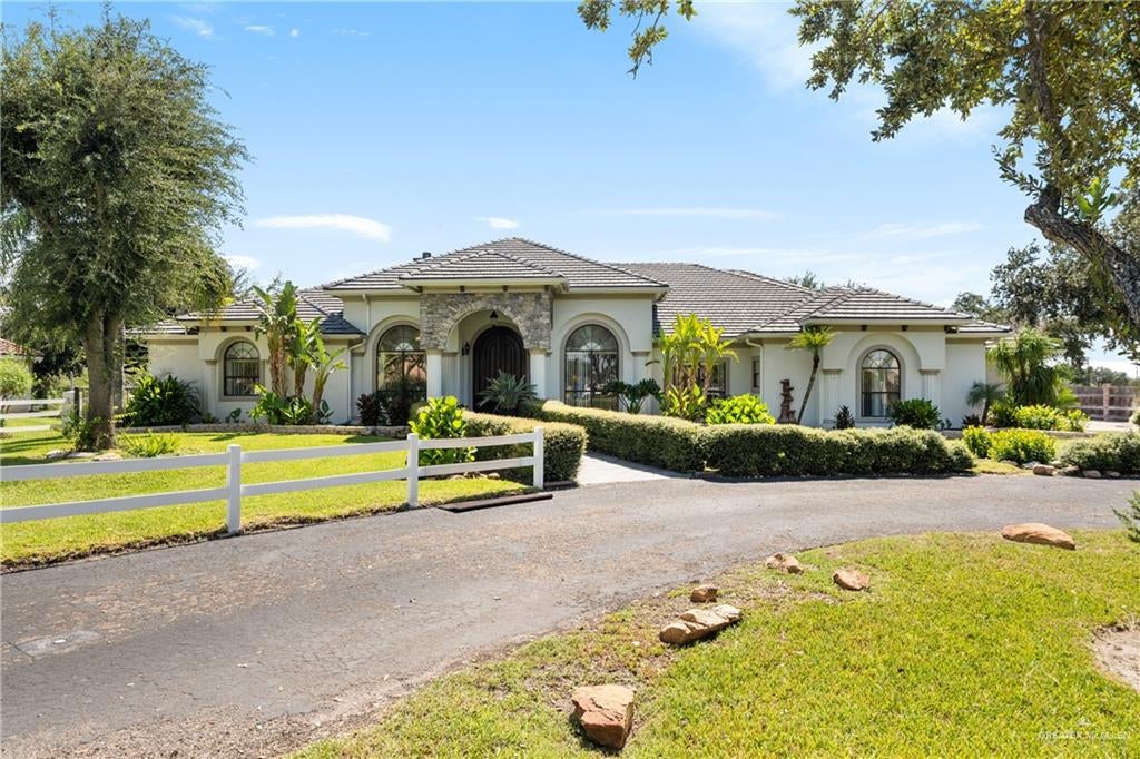 Edinburg, Texas, 78539, United States, 6 Bedrooms Bedrooms, ,5 BathroomsBathrooms,Residential,Active,1953652