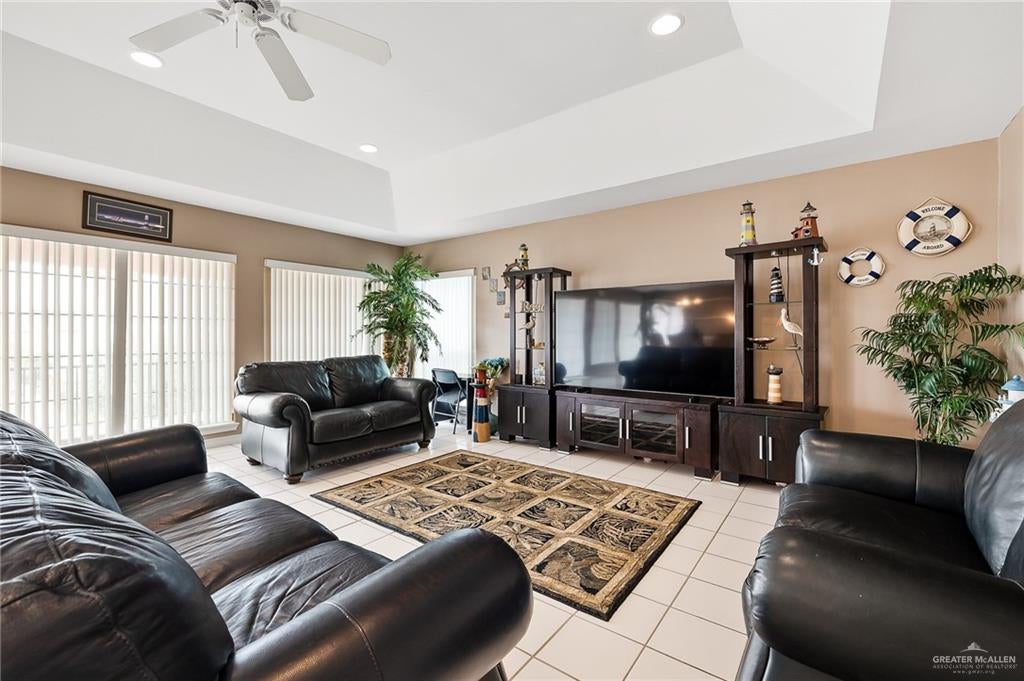 South Padre Island, Texas, 78597, United States, ,4 BathroomsBathrooms,Residential,Active,1769571