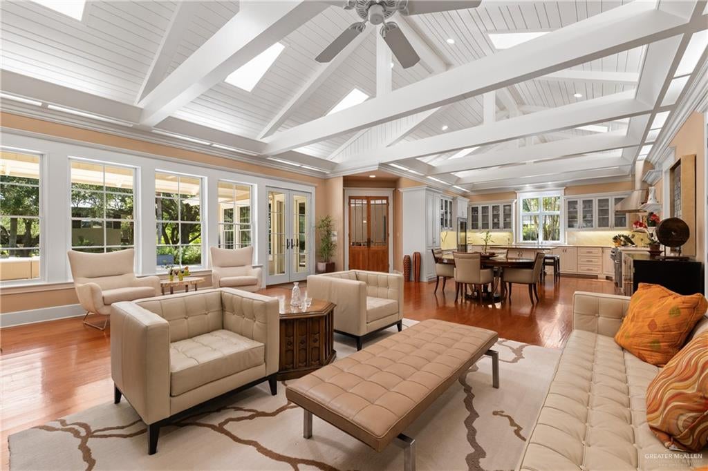 Harlingen, Texas, 78550, United States, 5 Bedrooms Bedrooms, ,6 BathroomsBathrooms,Residential,Active,1780425