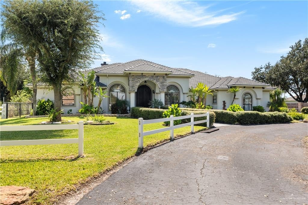 Edinburg, Texas, 78539, United States, 6 Bedrooms Bedrooms, ,5 BathroomsBathrooms,Residential,Active,1953652