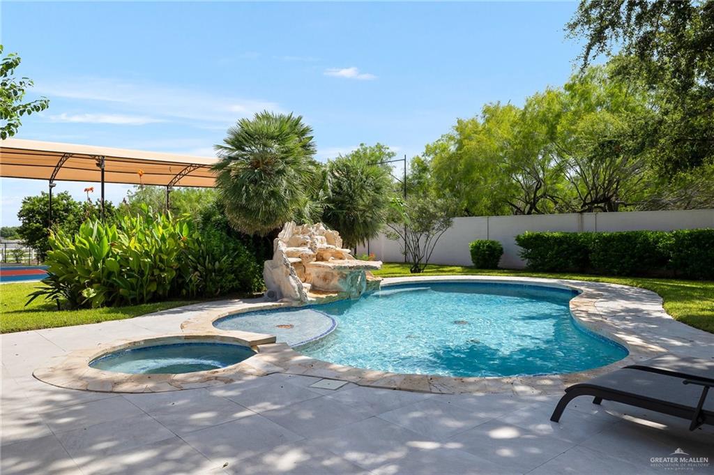Mcallen, Texas, 78504, United States, 5 Bedrooms Bedrooms, ,5 BathroomsBathrooms,Residential,Active,1773198
