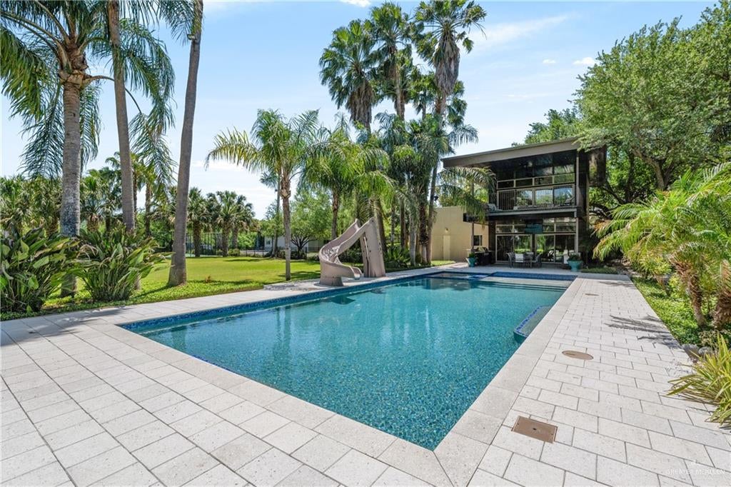 Harlingen, Texas, 78550, United States, 5 Bedrooms Bedrooms, ,6 BathroomsBathrooms,Residential,Active,1780425