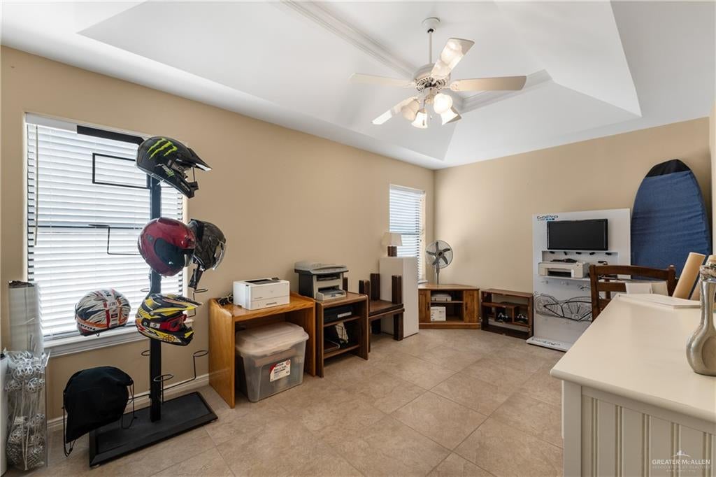 Edinburg, Texas, 78539, United States, 6 Bedrooms Bedrooms, ,5 BathroomsBathrooms,Residential,Active,1953652