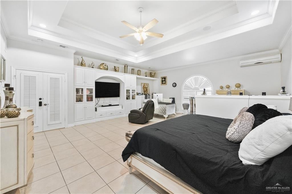 Mission, Texas, 78573, United States, 5 Bedrooms Bedrooms, ,6 BathroomsBathrooms,Residential,Active,1942394