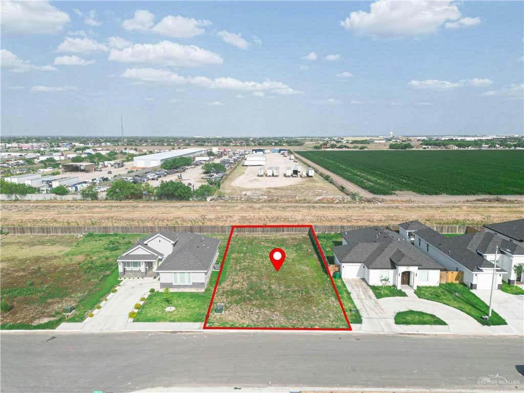 2009 N 32ND ST, HIDALGO, TX 78557, photo 1 of 8