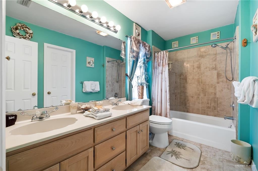 South Padre Island, Texas, 78597, United States, ,4 BathroomsBathrooms,Residential,Active,1769571