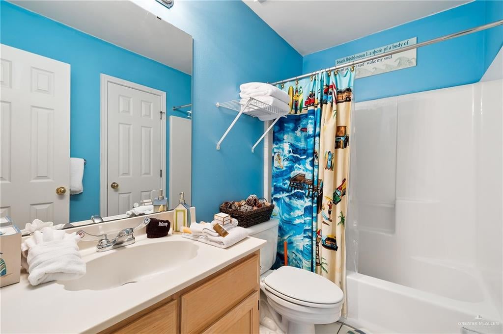 South Padre Island, Texas, 78597, United States, ,4 BathroomsBathrooms,Residential,Active,1769571