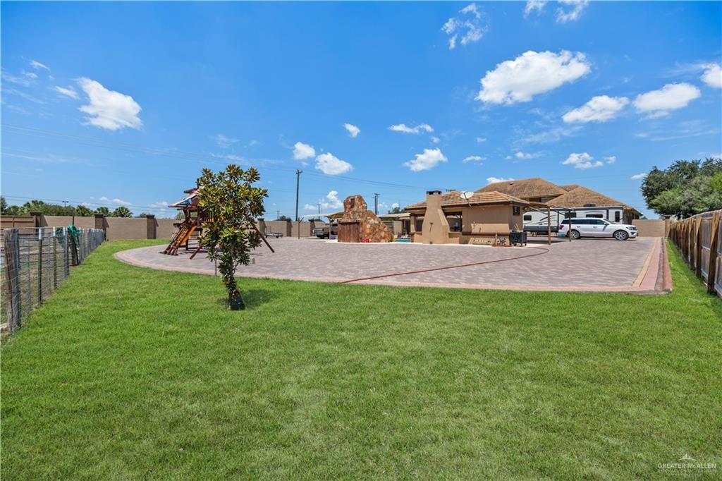 Mission, Texas, 78573, United States, 5 Bedrooms Bedrooms, ,6 BathroomsBathrooms,Residential,Active,1942394