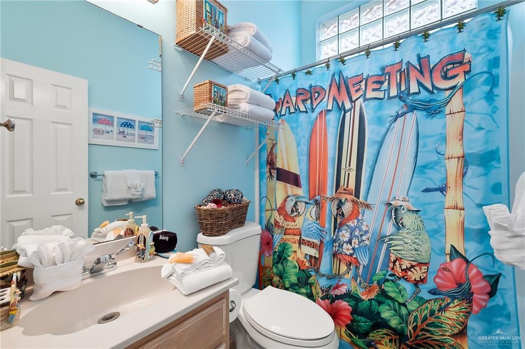 South Padre Island, Texas, 78597, United States, ,4 BathroomsBathrooms,Residential,Active,1769571