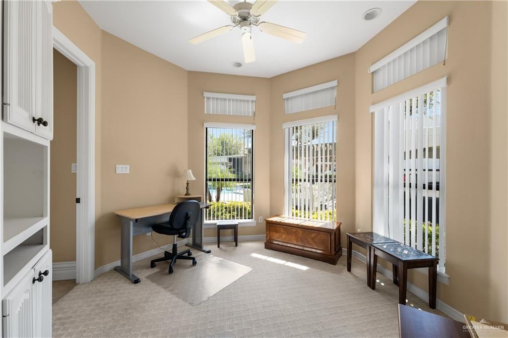 Edinburg, Texas, 78539, United States, 6 Bedrooms Bedrooms, ,5 BathroomsBathrooms,Residential,Active,1953652