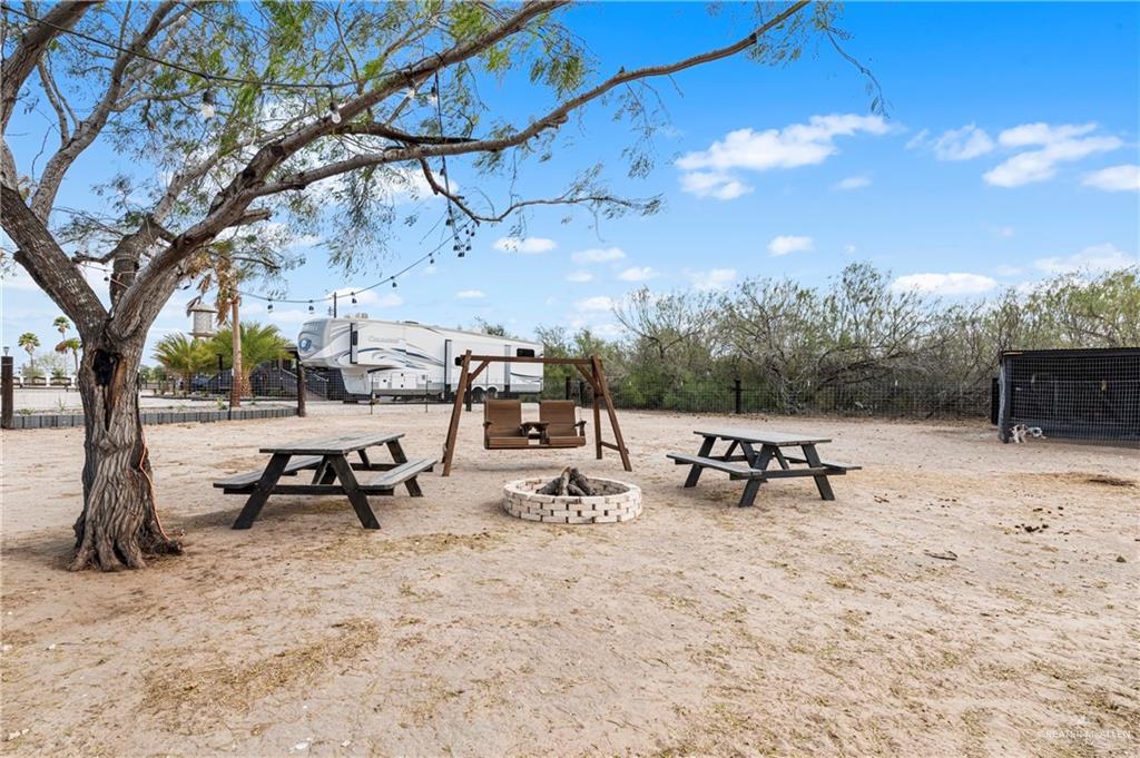 Edinburg, Texas, 78541, United States, 2 Bedrooms Bedrooms, ,2 BathroomsBathrooms,Residential,Active,2015827