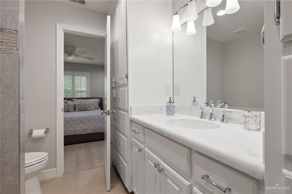 Mcallen, Texas, 78504, United States, 5 Bedrooms Bedrooms, ,5 BathroomsBathrooms,Residential,Active,1773198