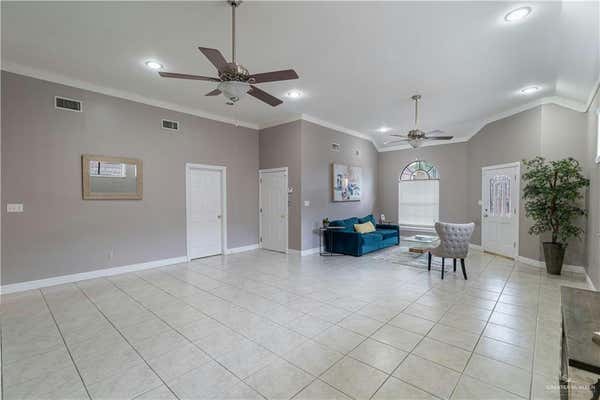 317 N 35TH LN, MCALLEN, TX 78501, photo 4 of 21