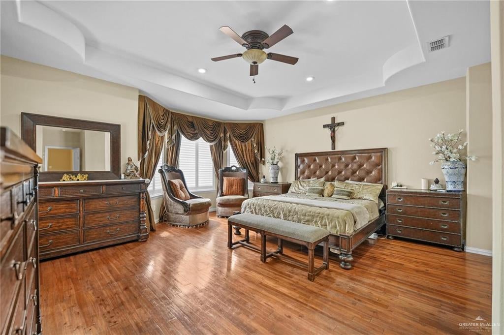 Mission, Texas, 78572, United States, 7 Bedrooms Bedrooms, ,7 BathroomsBathrooms,Residential,Active,1914940