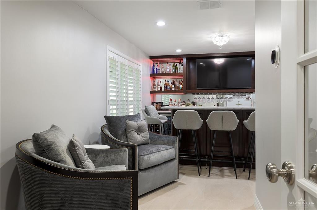 Mcallen, Texas, 78504, United States, 5 Bedrooms Bedrooms, ,5 BathroomsBathrooms,Residential,Active,1773198