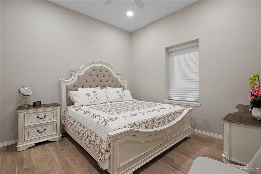 Mcallen, Texas, 78504, United States, 5 Bedrooms Bedrooms, ,5 BathroomsBathrooms,Residential,Active,1773198