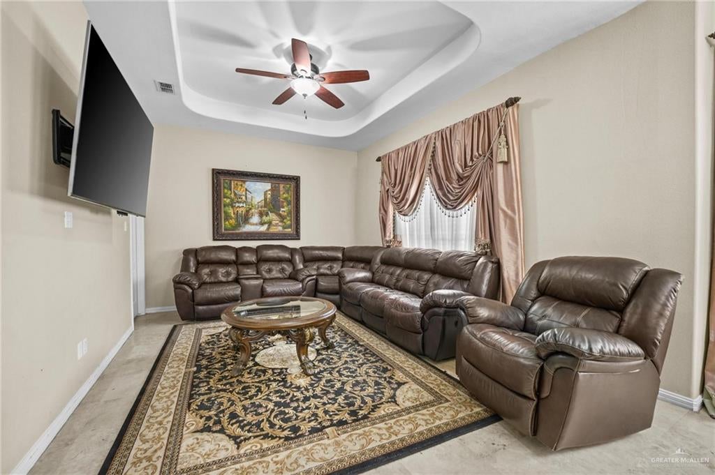 Mission, Texas, 78572, United States, 7 Bedrooms Bedrooms, ,7 BathroomsBathrooms,Residential,Active,1914940