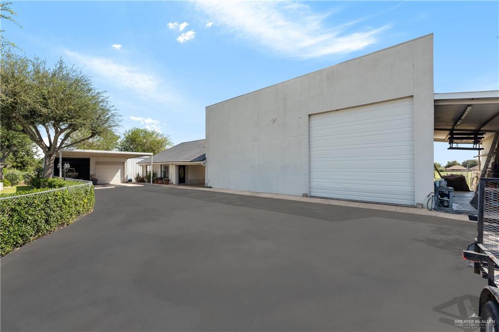 Edinburg, Texas, 78539, United States, 6 Bedrooms Bedrooms, ,5 BathroomsBathrooms,Residential,Active,1953652