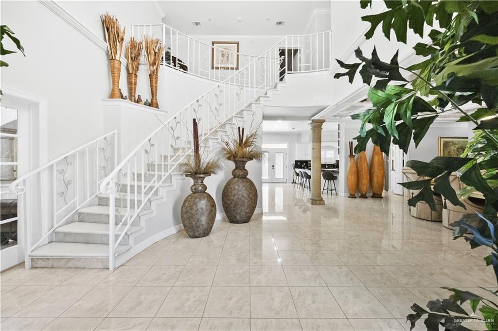 Mission, Texas, 78573, United States, 5 Bedrooms Bedrooms, ,6 BathroomsBathrooms,Residential,Active,1942394