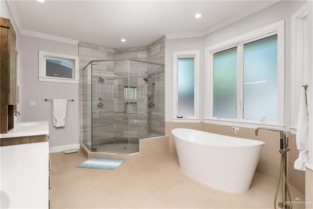 Harlingen, Texas, 78550, United States, 5 Bedrooms Bedrooms, ,6 BathroomsBathrooms,Residential,Active,1780425