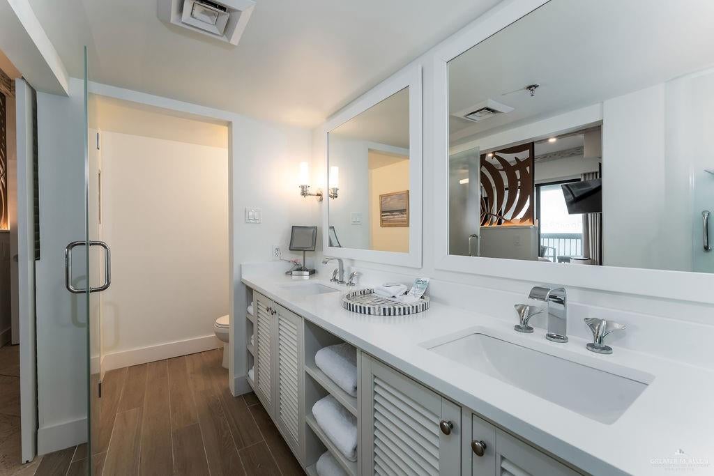 South Padre Island, Texas, 78597, United States, ,3 BathroomsBathrooms,Residential,Active,1791399