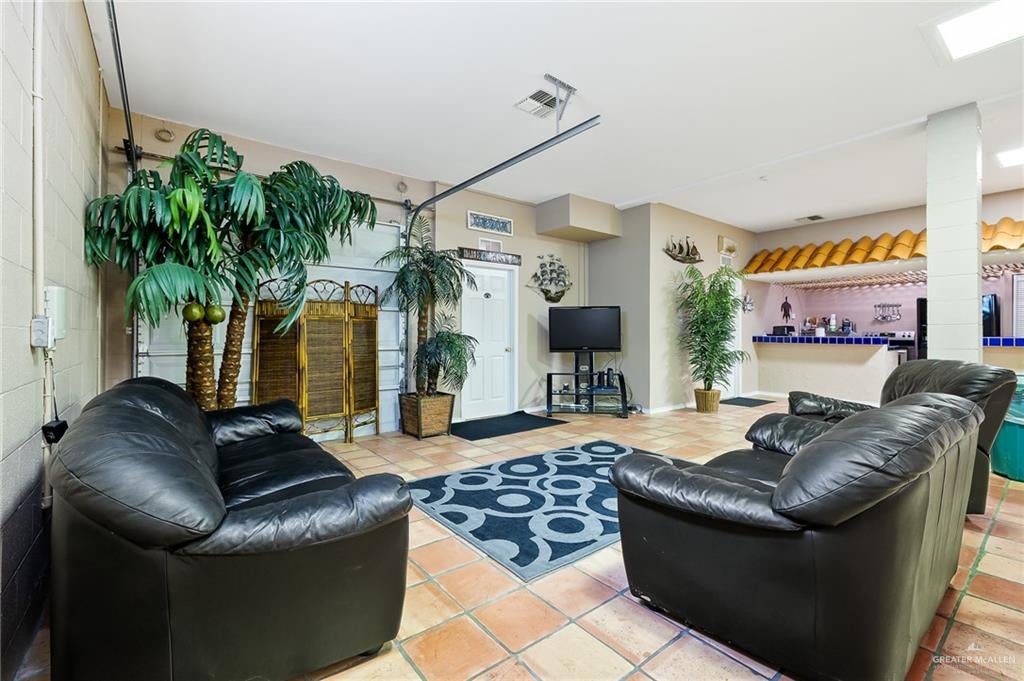 South Padre Island, Texas, 78597, United States, ,4 BathroomsBathrooms,Residential,Active,1769571