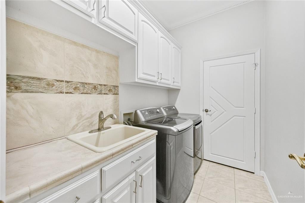 Mission, Texas, 78573, United States, 5 Bedrooms Bedrooms, ,6 BathroomsBathrooms,Residential,Active,1942394