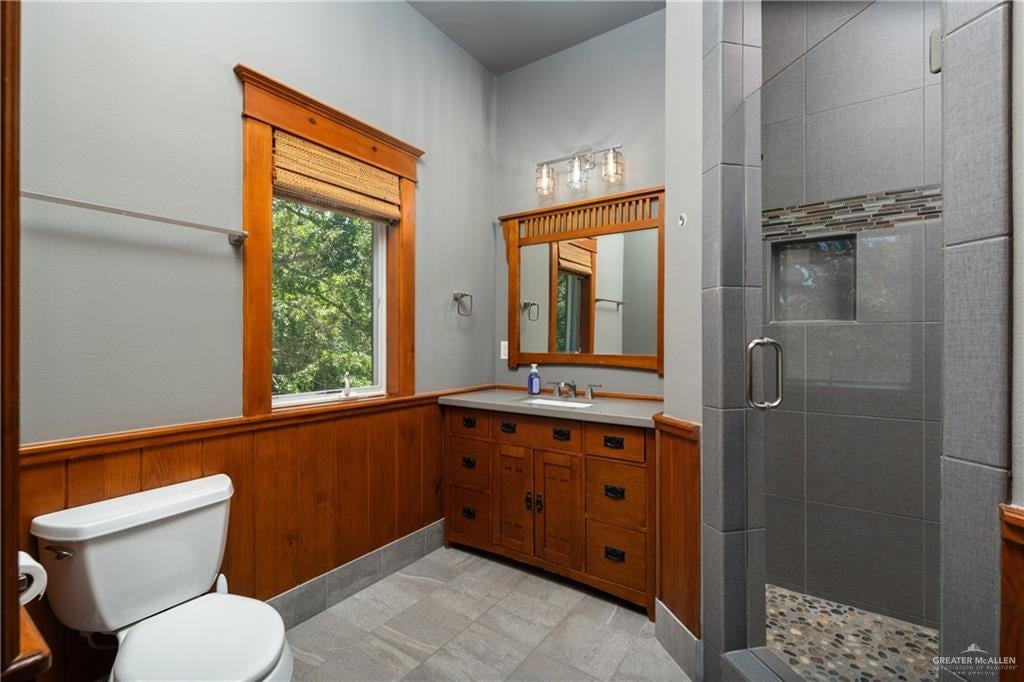 Harlingen, Texas, 78550, United States, 5 Bedrooms Bedrooms, ,6 BathroomsBathrooms,Residential,Active,1780425