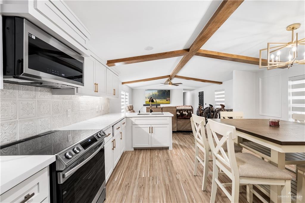 Edinburg, Texas, 78541, United States, 2 Bedrooms Bedrooms, ,2 BathroomsBathrooms,Residential,Active,2015827