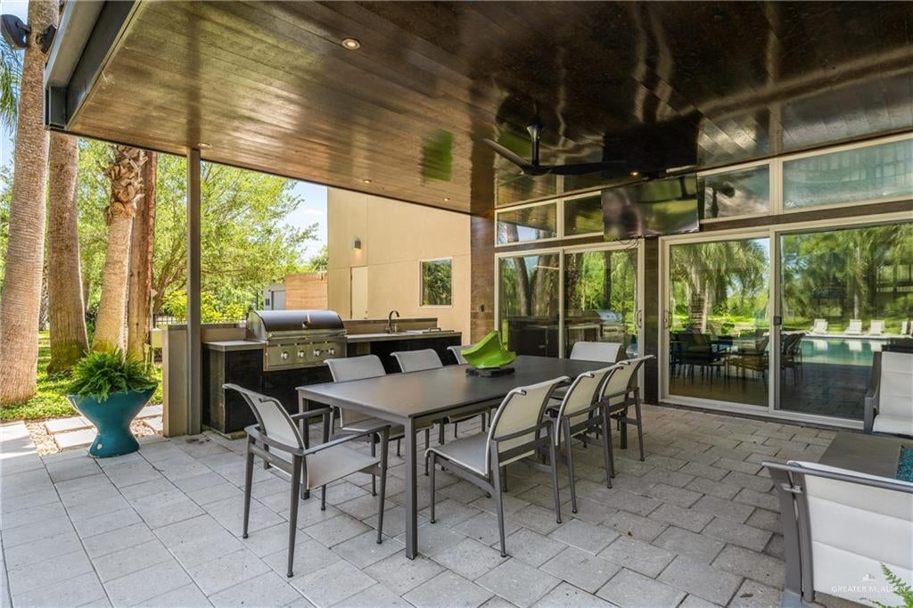 Harlingen, Texas, 78550, United States, 5 Bedrooms Bedrooms, ,6 BathroomsBathrooms,Residential,Active,1780425
